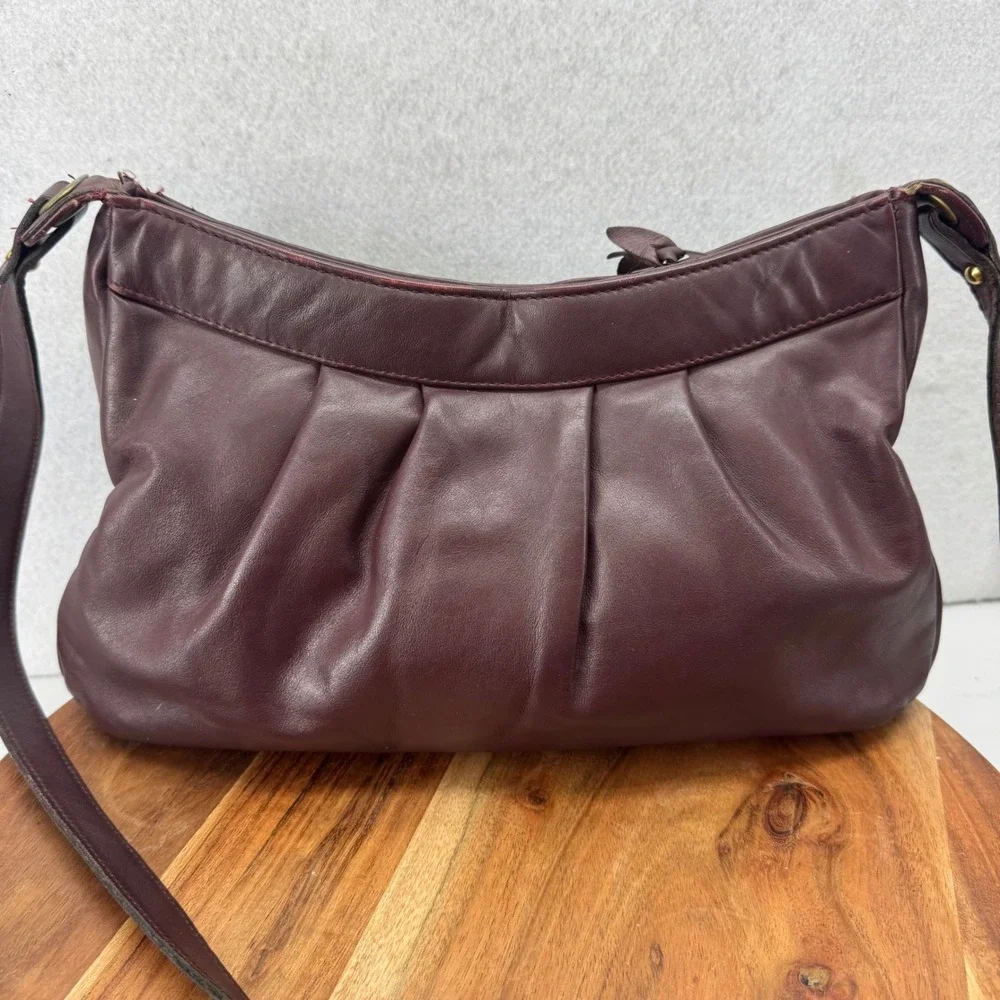 Vintage Etienne Aigner Original‎ Handcrafted Leather Crossbody Bag Purse